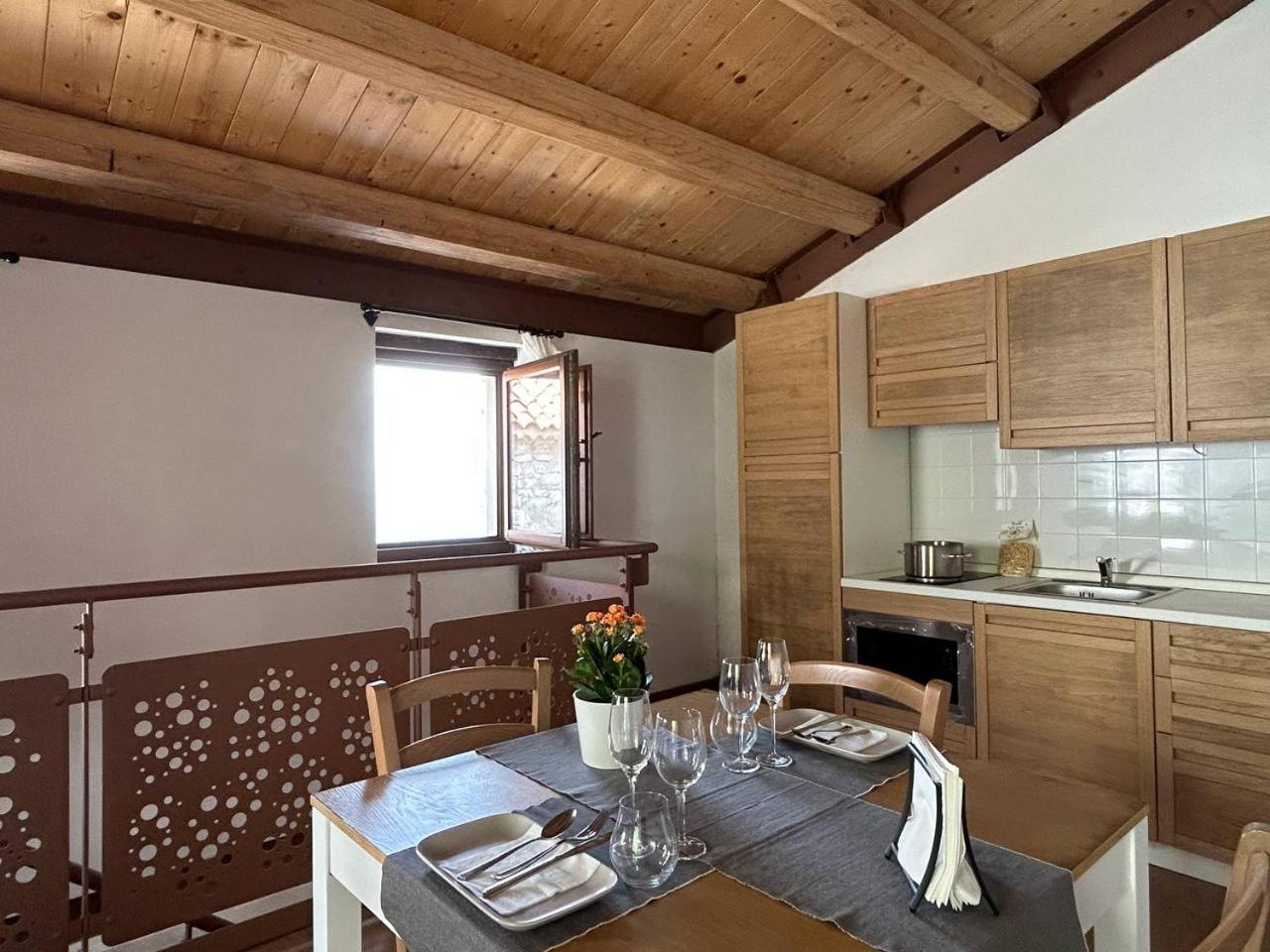 Il Borgo Dei Normanni Villa Colliano Luaran gambar