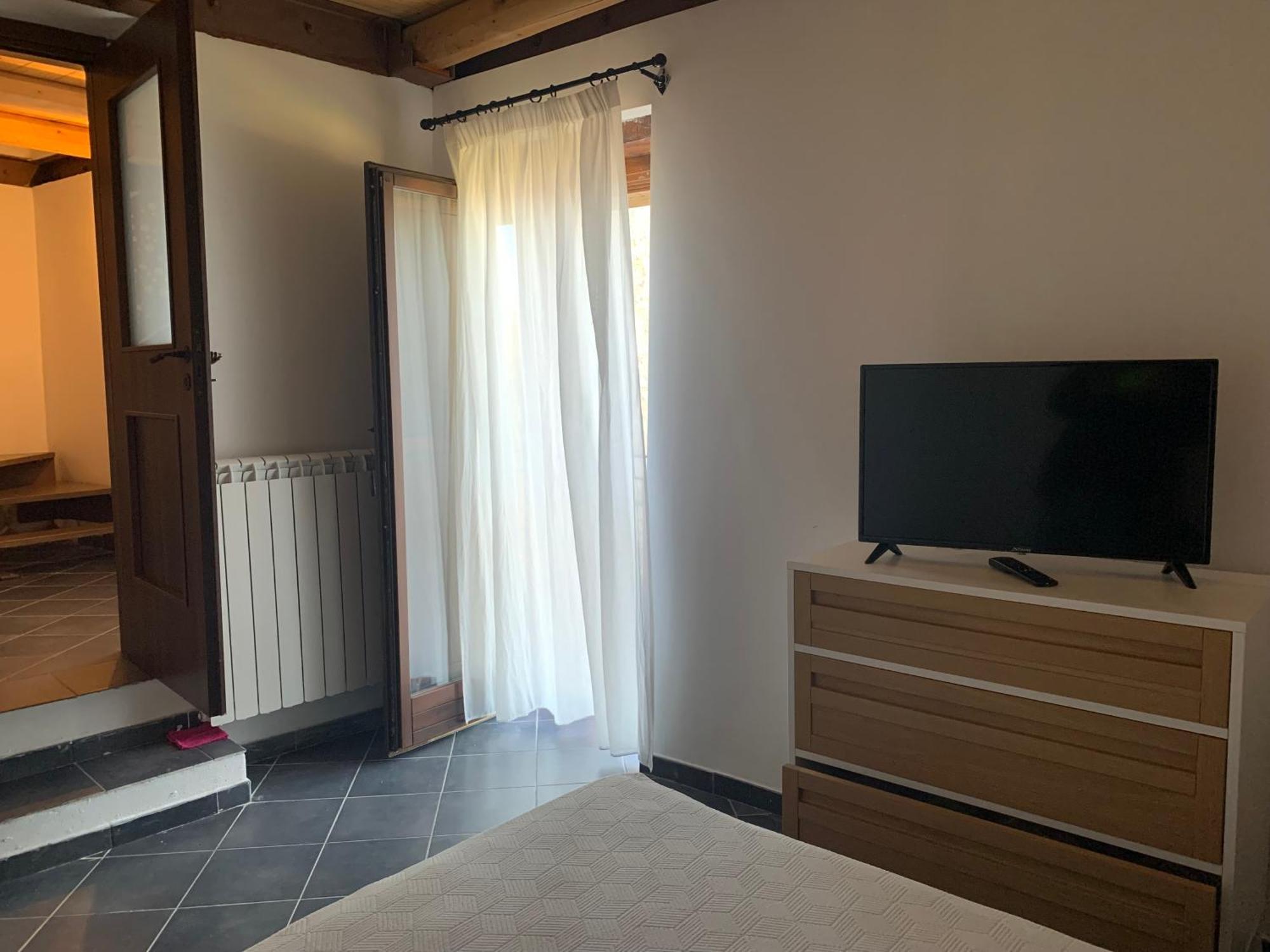 Il Borgo Dei Normanni Villa Colliano Luaran gambar