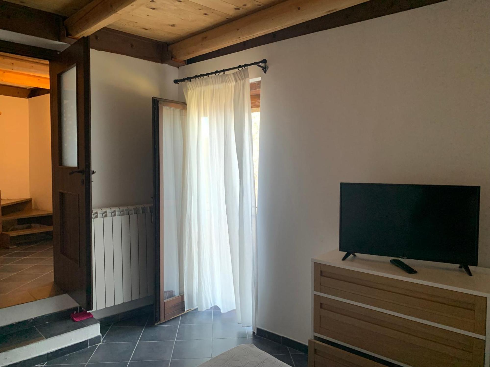 Il Borgo Dei Normanni Villa Colliano Luaran gambar